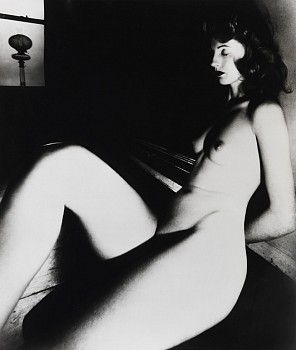 Brandt, Nude, Campden Hill, London, 1949, PN 2688 1 (sans margins)