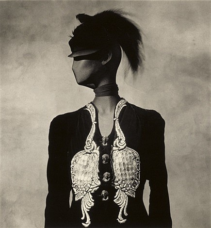 Irving PENN, Schiaparelli Jacket with Tinsel and Glass
1974, Rives paper on aluminum, platinum-palladium